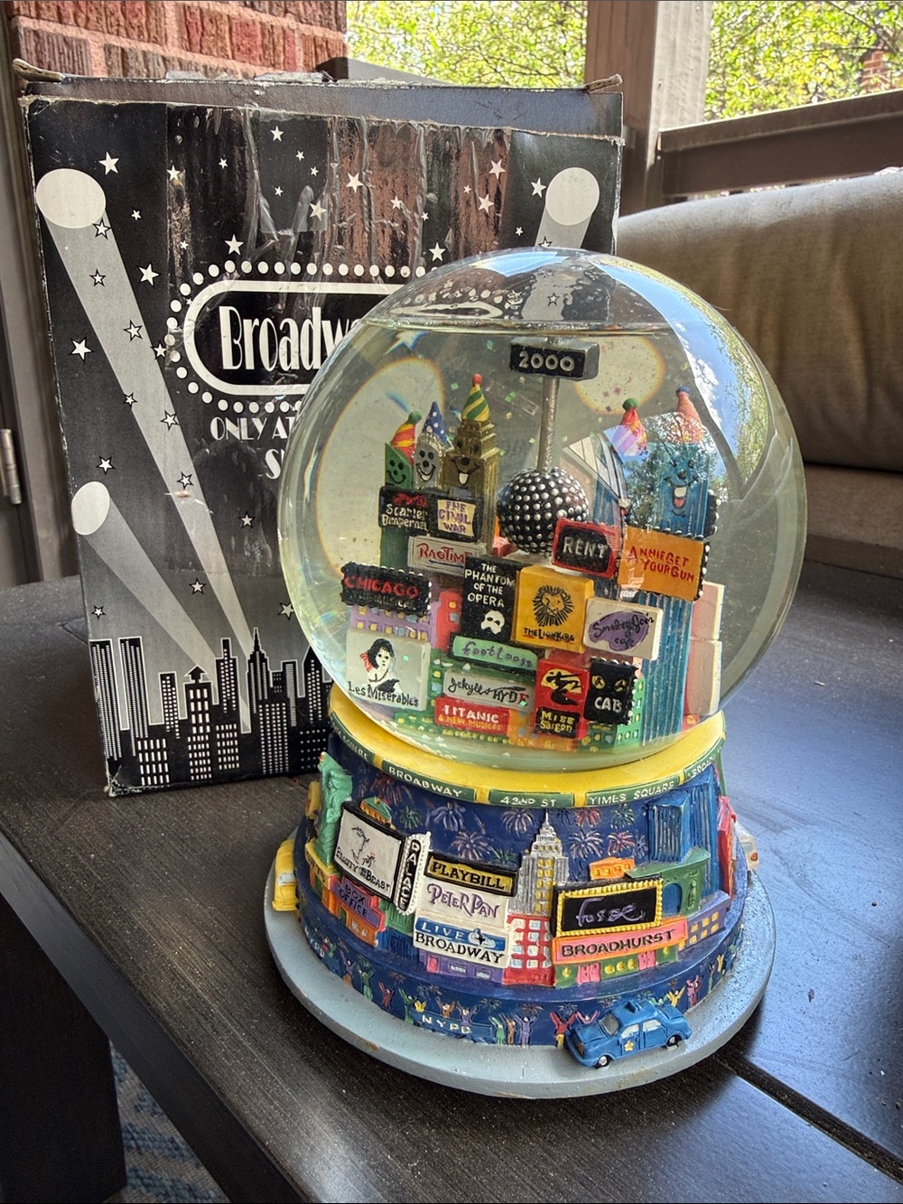 Broadway Cares Snowglobe - Picture 6 of 7